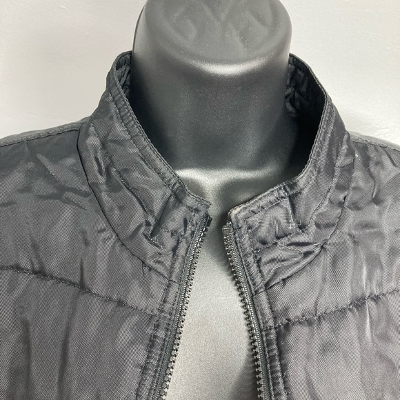 Gap Quilted Vest - Picture 4 of 6